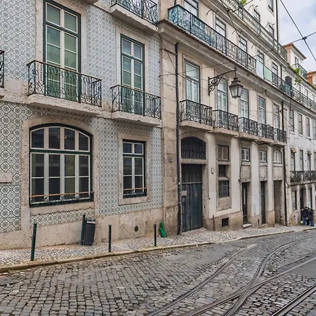 Chiado Aura By Lovelystay *